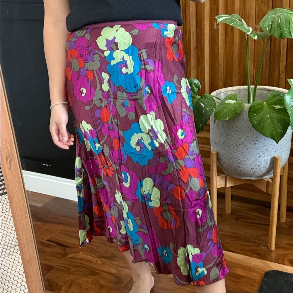 VINTAGE Ideaology 100% Silk Midi Floral Spring Skirt. Size 10